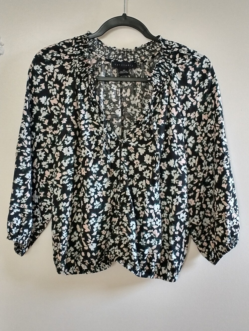 Sanctuary Evereve Black Floral Smocked Neck Linen Peasant Blouse M